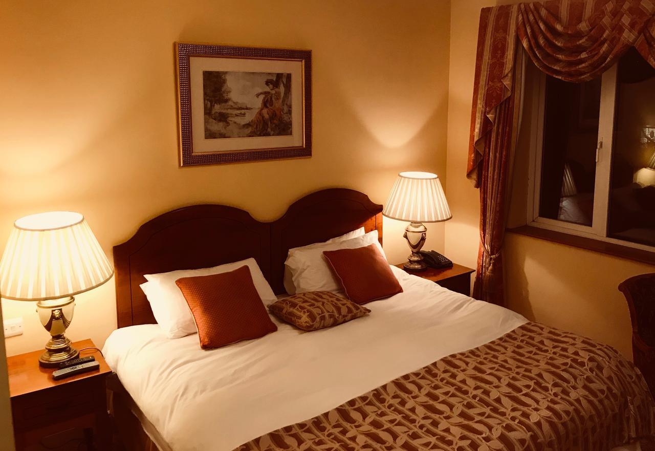 Bramble Lodge Blarney Bagian luar foto