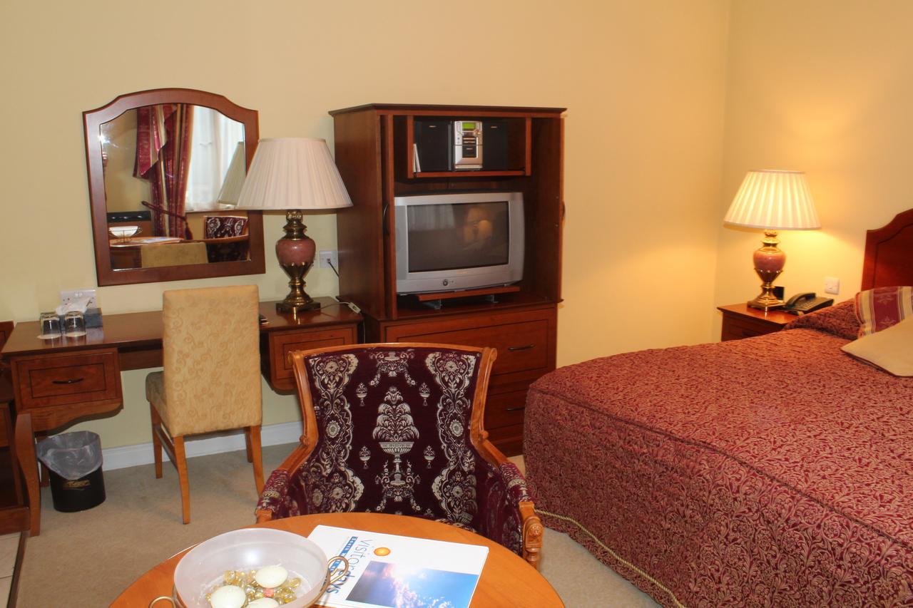Bramble Lodge Blarney Bagian luar foto